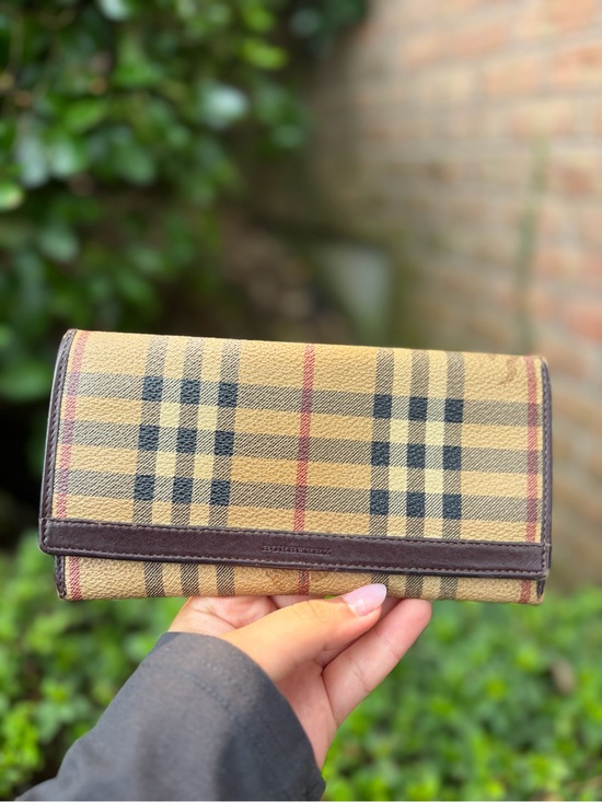 Handbags - Free Burberry Wallet Giveaway Follow IG @Thebagriculture